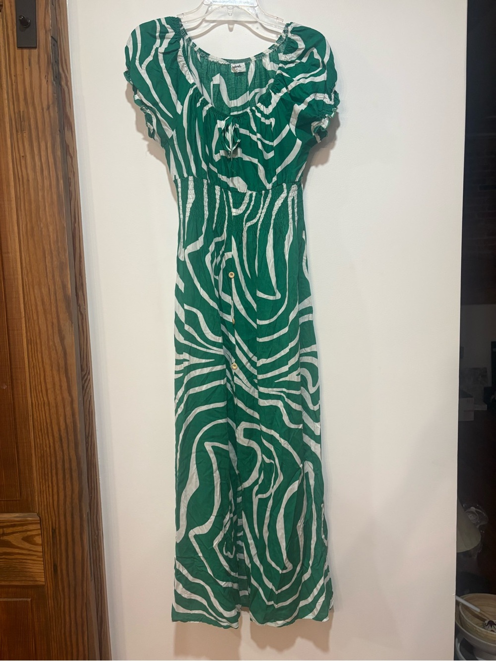 Green & White Printed Maxi Dress with Puff Sleeves